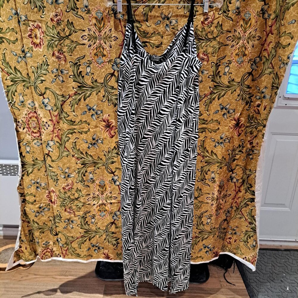 Tristam multi black and white long dress NWT new with tag